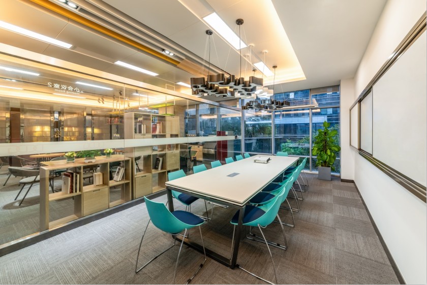 小會(huì)議室.jpg 小會(huì)議室.jpg